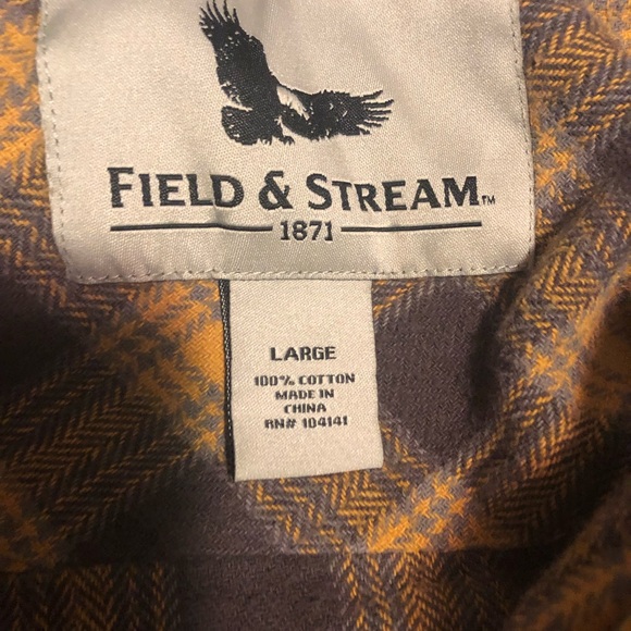 Men’s flannel shirt. Field and stream. - Picture 2 of 4